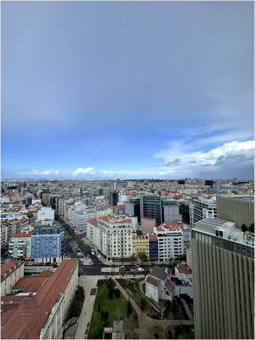 Sheraton Lisboa Hotel & Spa – Modern Comfort withSkyline Views